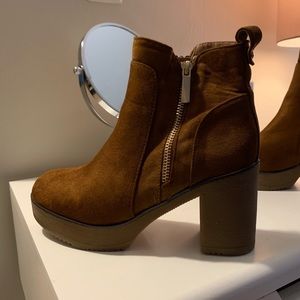Nature Breeze Brown Platform Booties